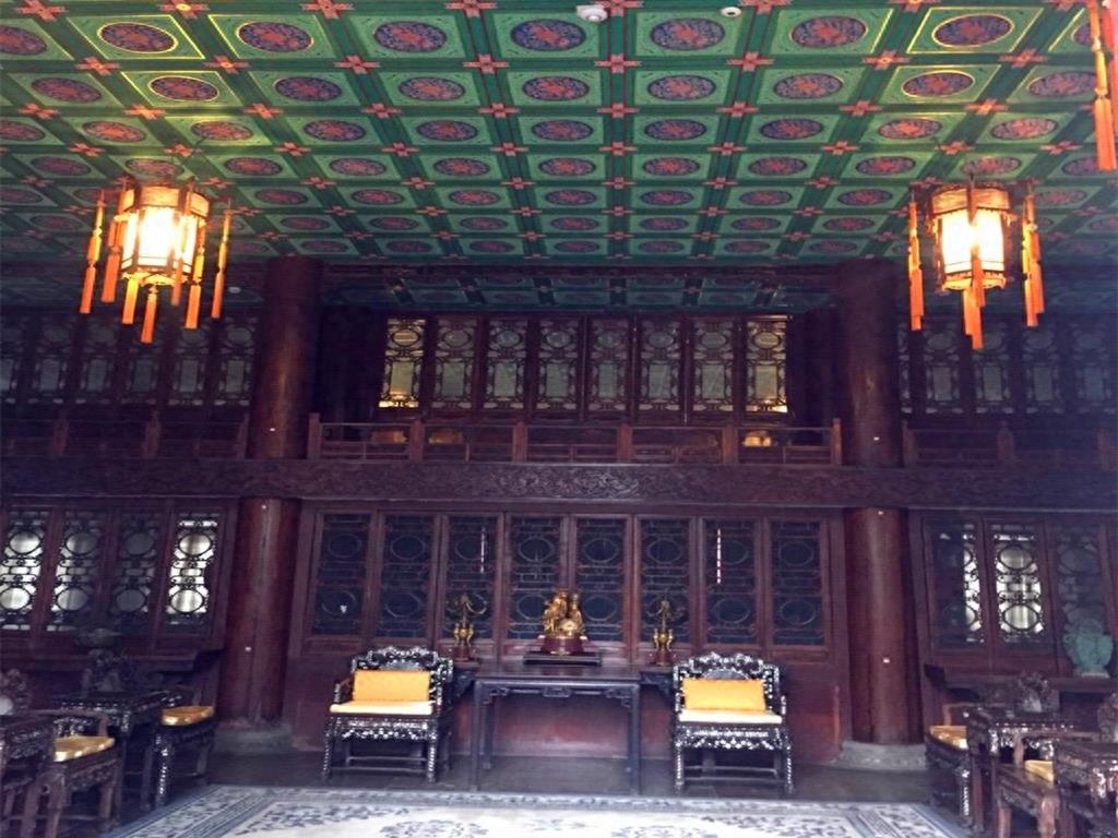 恭亲王府，原是和珅的府邸？