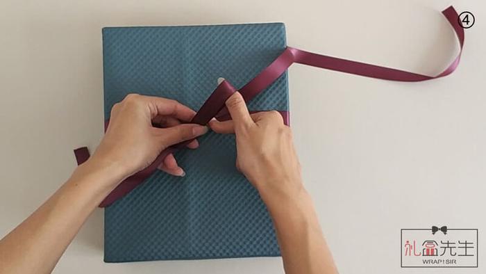 礼物丝带蝴蝶结的简单系法