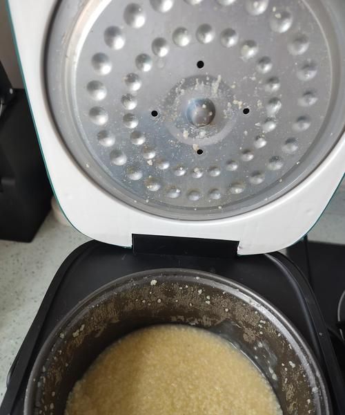 熬小米粥往外溢怎么办