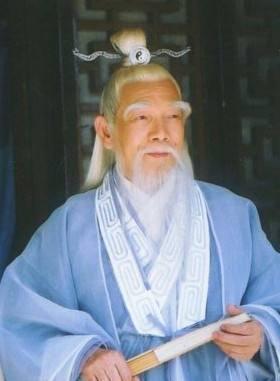 张三丰其实也根在少林，而他师傅竟也是藏经阁扫地僧