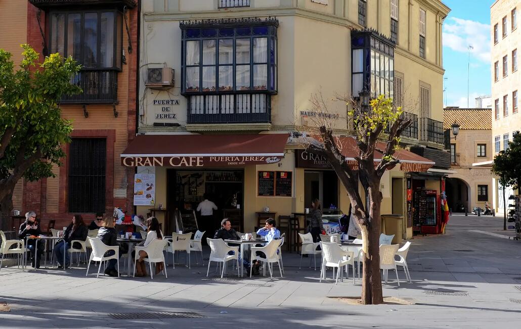 西班牙在欧洲地位很低(西班牙是欧洲国家吗)