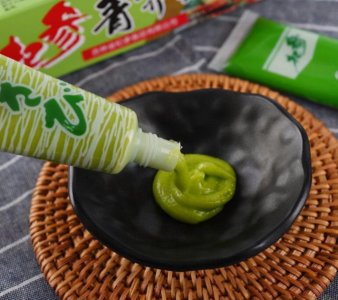 ​芥末油是用什么提炼出来的（芥末油是什么提炼出来的）