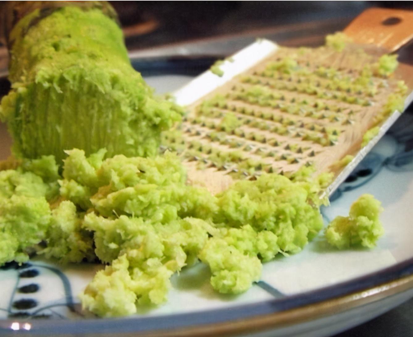 芥末油是用什么提炼出来的(芥末油是什么提炼出来的)