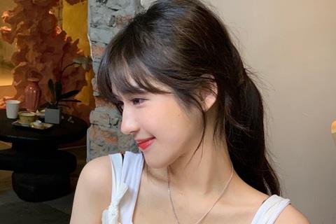 女生暗恋男生的十个动作