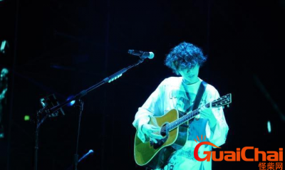 ​米津玄师最火的几首歌是什么？上海演唱会的地点在哪？