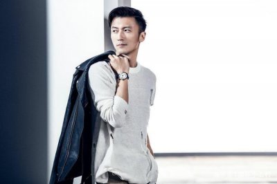 狄波拉择偶有眼光,两任丈夫相处愉快,这让谢霆锋的生活充满爱