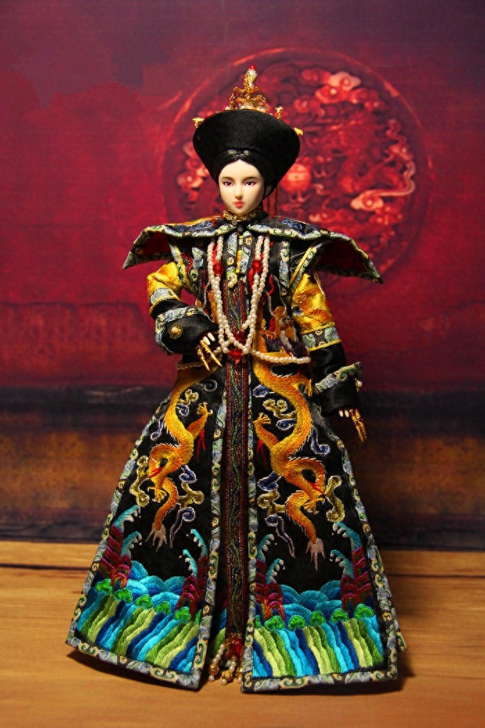 绝美的古装娃娃