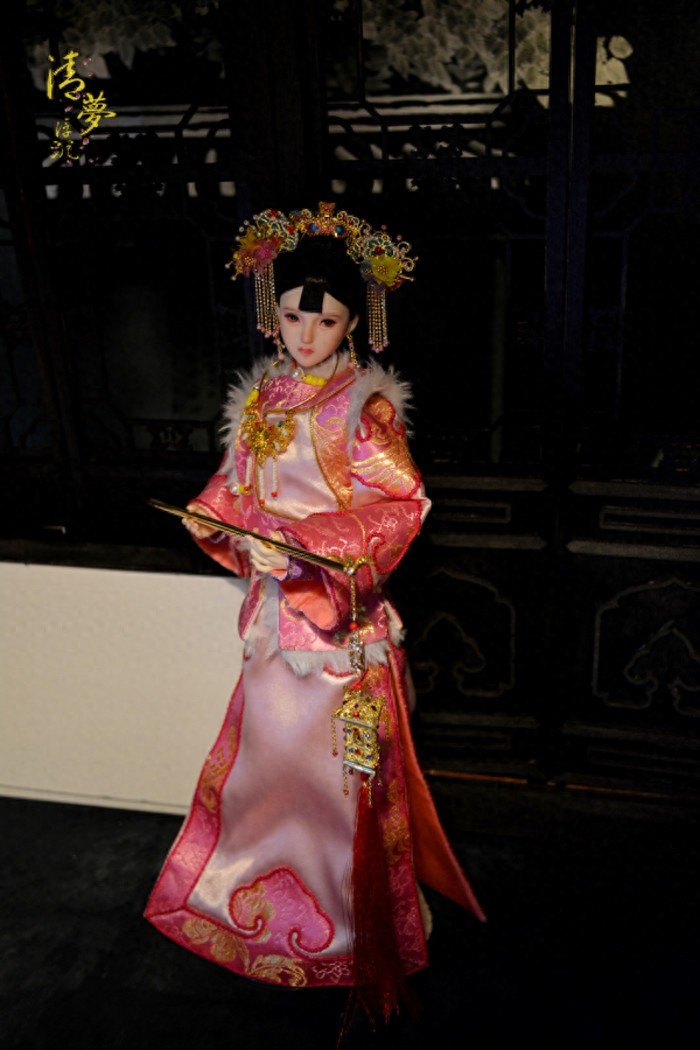 绝美的古装娃娃