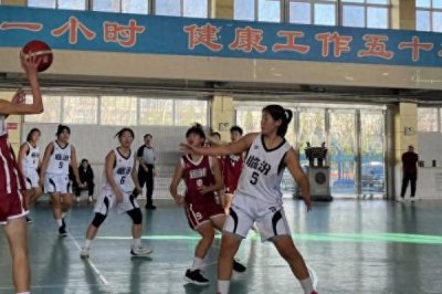 ​临汾三中女篮在“奔跑吧·少年”2024年山西省篮球锦标赛荣获亚军