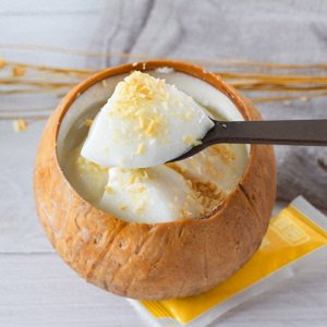 ​秋季燥热没胃口？不妨尝尝海滨味道椰子冻