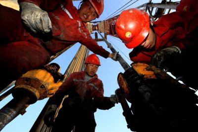 ​石油精神：燃烧在油田的热血与激情