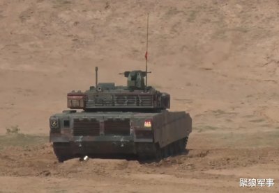 ​VT4真的堪比99A?相差甚远