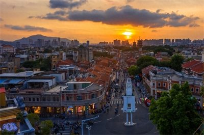 ​泉州属于福建省：七彩泉州的地理文化探秘