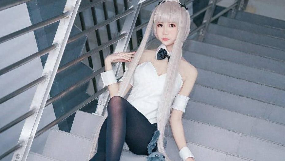 春日野穹穹妹COSPLAY：黑丝兔女郎的诱惑！