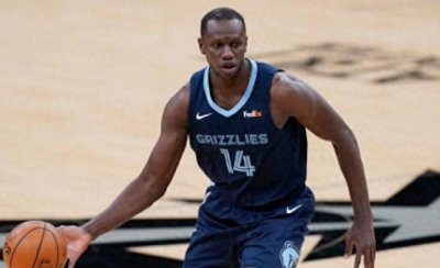 ​灰熊宣布裁掉中锋吉恩